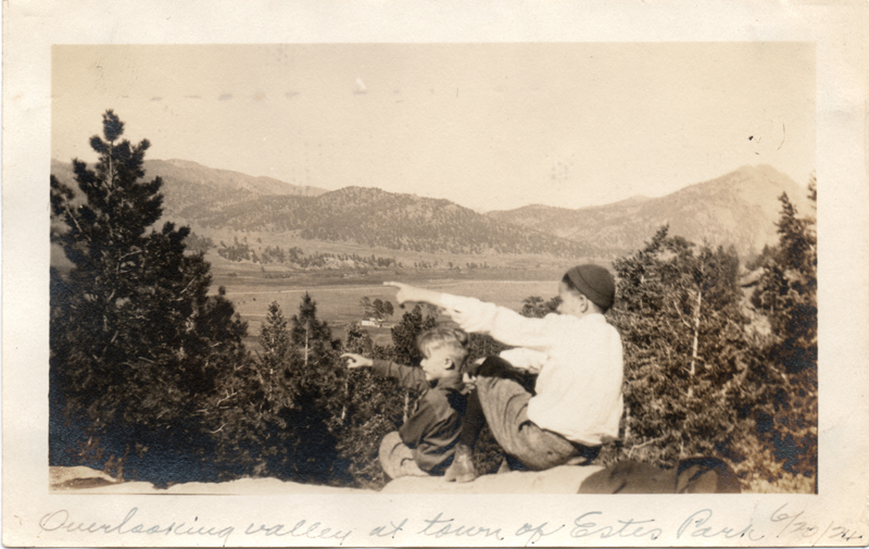 1924c1_Overlooking_valley_at_town_of_Estes_Park_20Jun1924