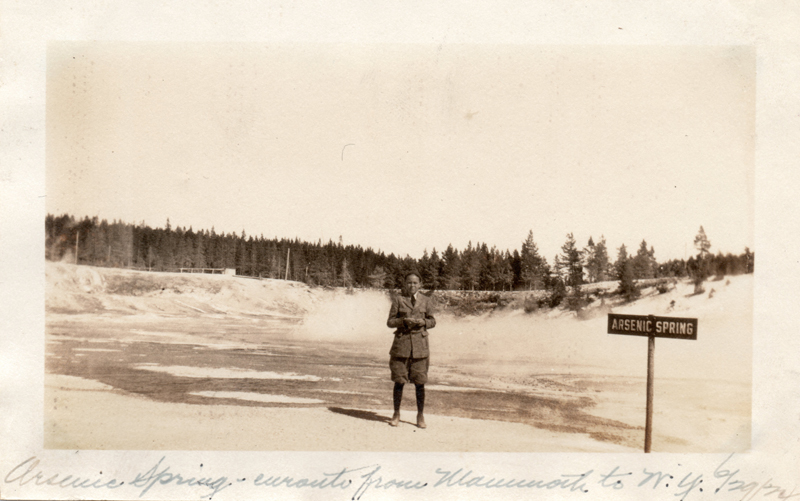1924t4_Arsenic_Spring_enroute_from_Mammoth_to_W_Y_Lind_29Jun1924