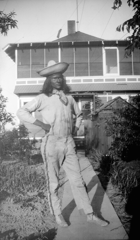 1915q4_person_as_indian_in_sombrero_poss_don_c1915