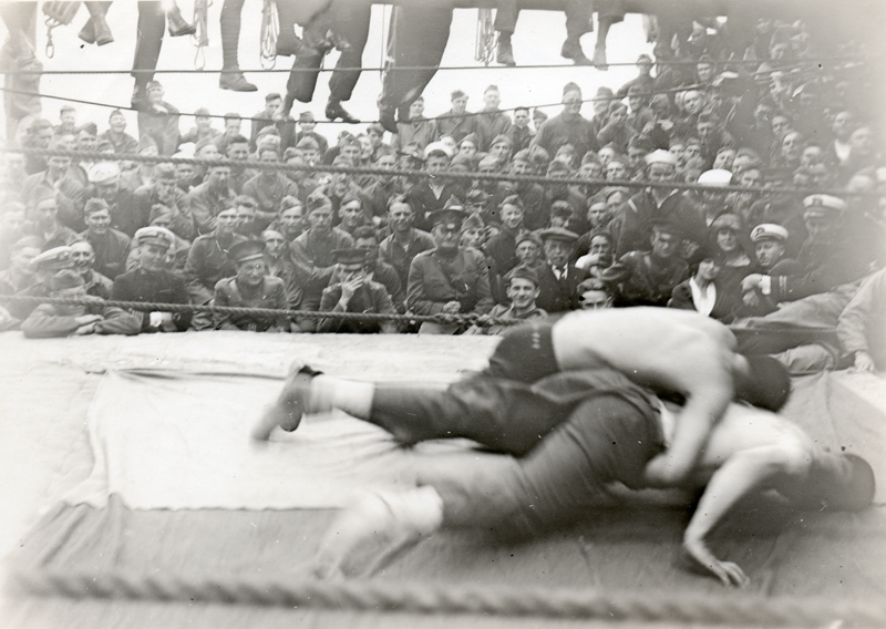 1919j8_gompers_watches_wrestling_c1918