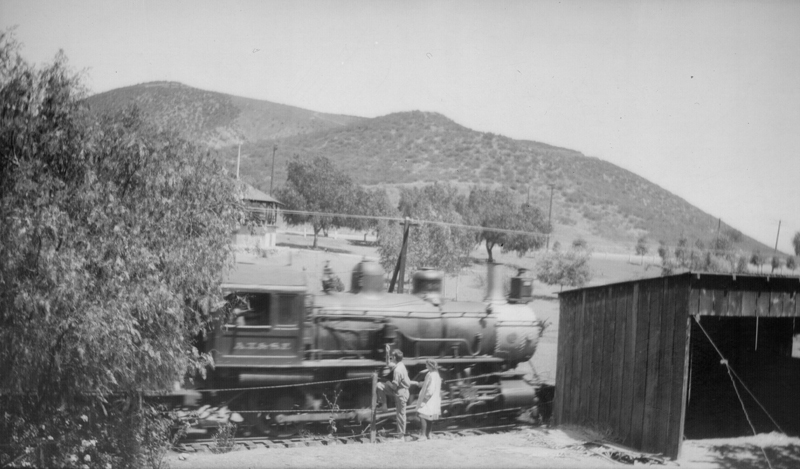 1912h_locomotive_poss_don_helen_c1912