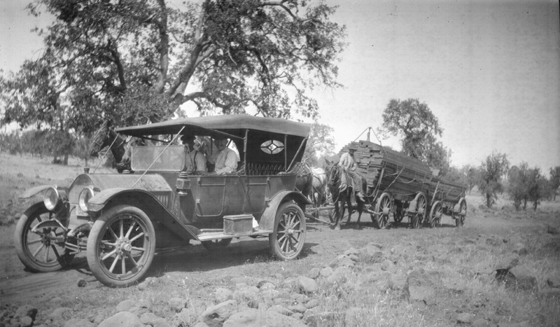 1912ka_henry_neal_car_lumber_wagon_rocks_lic8_c1912