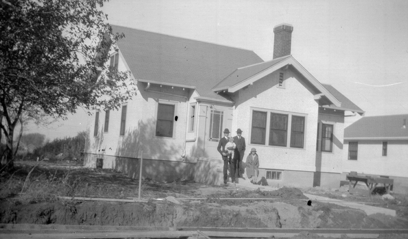 1921x1_new_house_baby_poss_Oregon_c1921
