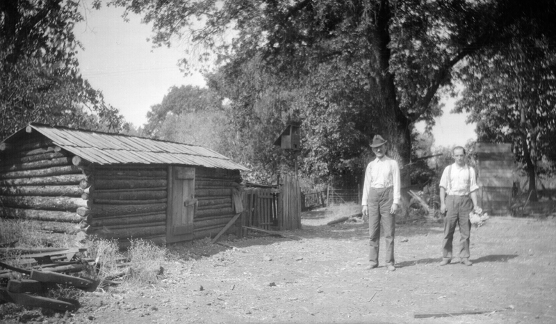 1923g2_henry_neal_other_log_cabin_c1923