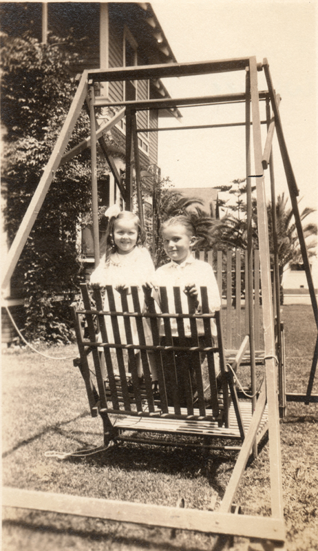 1925a3_lorna_and_stan_on_swing_1925