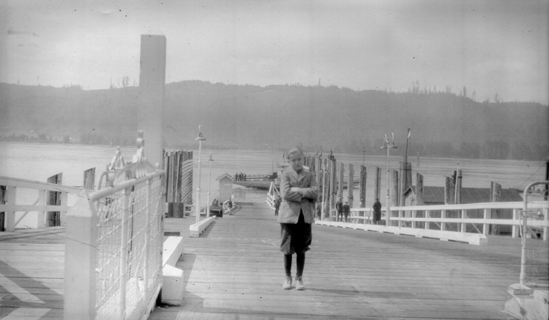 1926j2_stan_on_ferry_wharf_portland_or_vancouver_1926